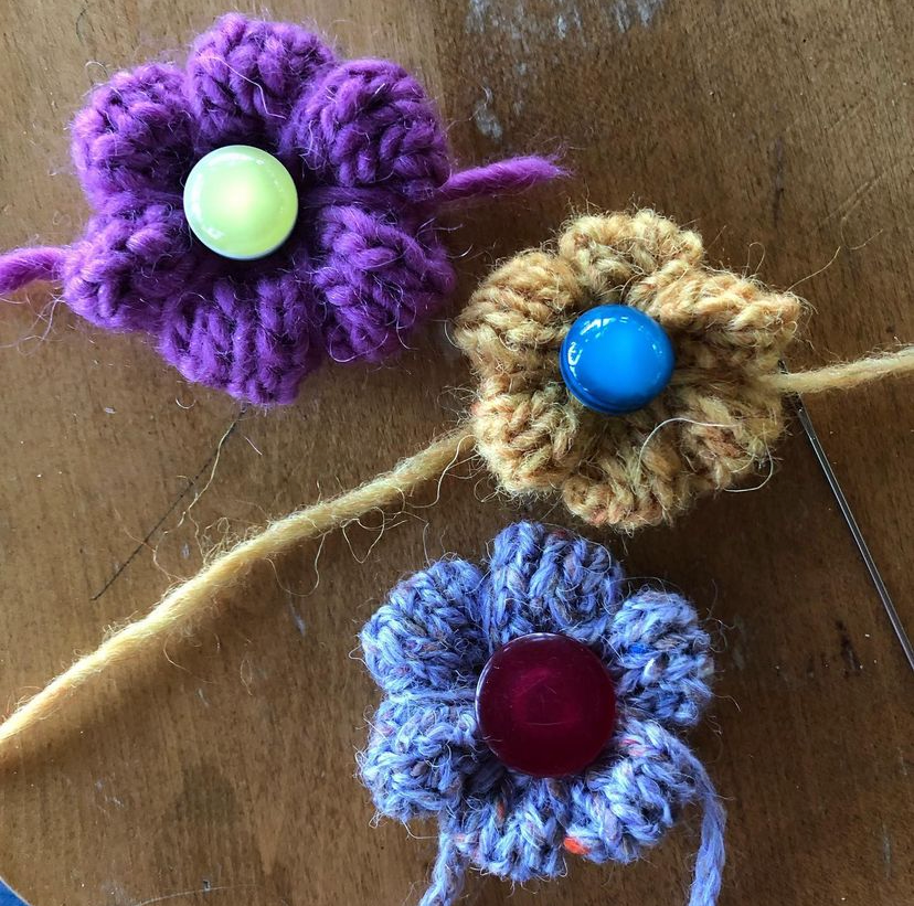 Podcast Episode 204: Knit Flowers